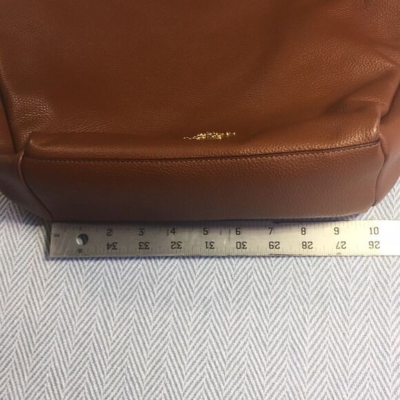 Coach Classic Shoulder BAG with Dust Bag, Brown Pebbled leather Adjustable strap - Picture 7 of 16